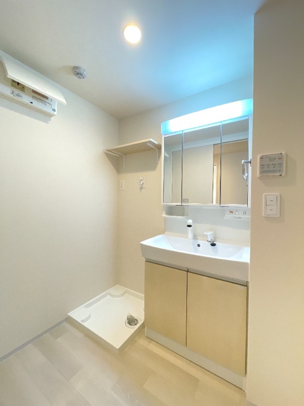 洗面設備　同仕様イメージ