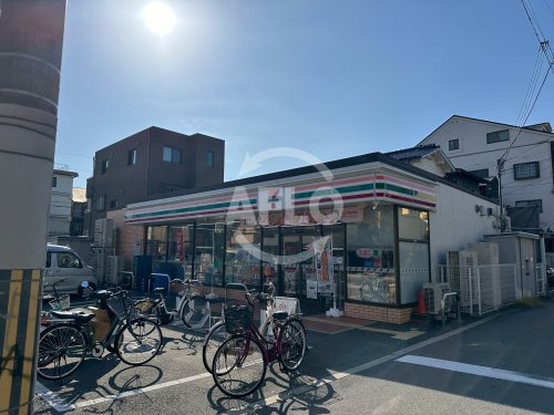 コンビニ　セブンイレブン 大阪阪南町3丁目店（コンビニ）まで60m