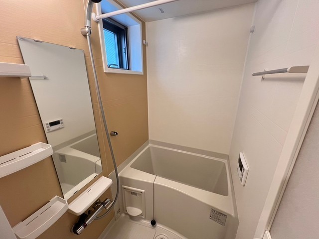 バス・シャワールーム　別号室の写真です