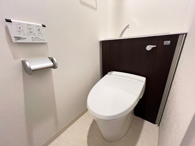 トイレ　別号室の写真です