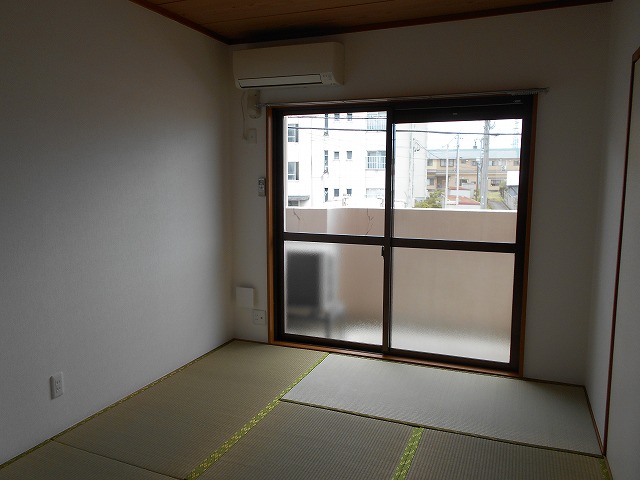 城南マンションの居間写真