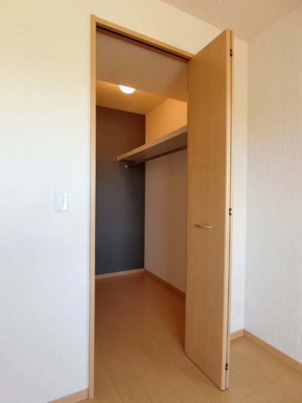 収納　図面と現状に相違がある場合には現状を優先