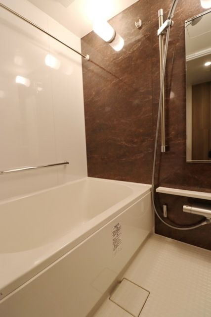 バス・シャワールーム　★お問い合わせはタウンハウジングまで★