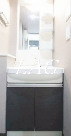 洗面設備　独立洗面台です。