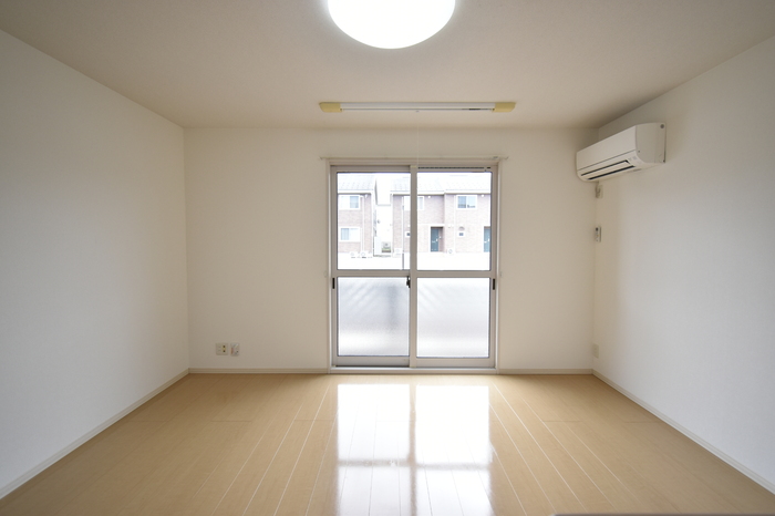 居室・リビング　ゆったりとした居間です