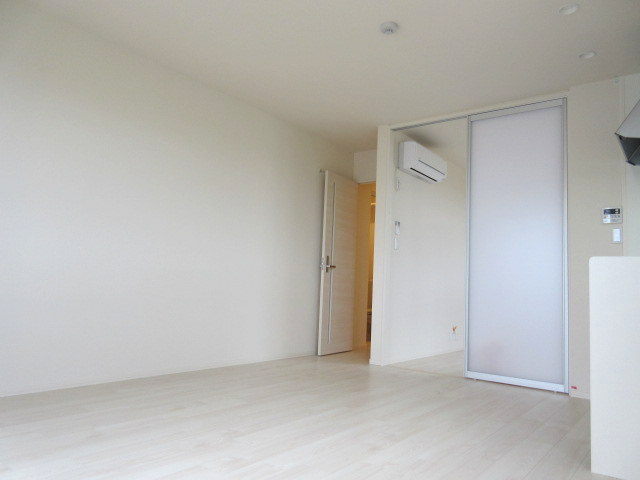 居室・リビング　★明るい綺麗なリビング★