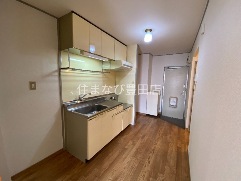 キッチン　同型別部屋写真