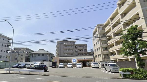 コンビニ　セブンイレブン横浜中里店（コンビニ）まで171m