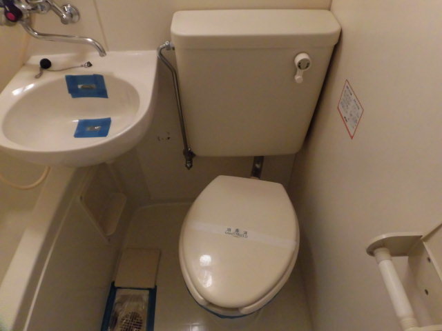 トイレ　清潔感のあるトイレです。