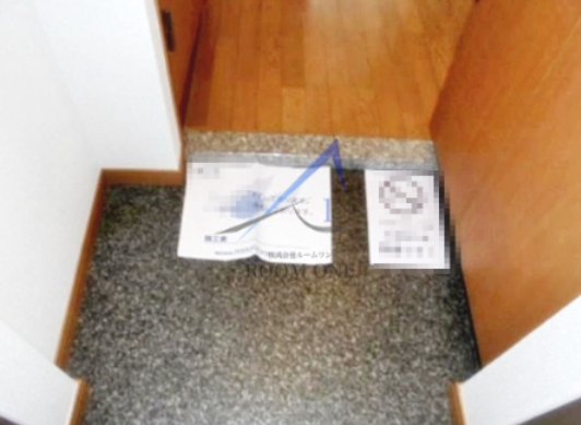 玄関　玄関です。