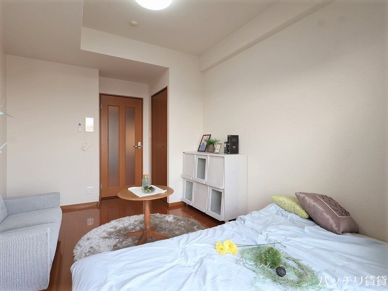 居室・リビング　同室タイプ掲載の為現況を優先します。