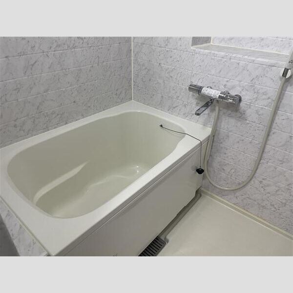 バス・シャワールーム　バストイレセパレートタイプでオススメ♪