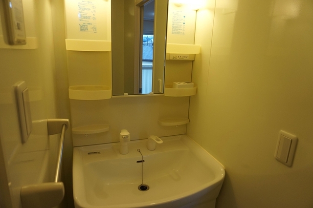 洗面設備　洗髪洗面化粧台