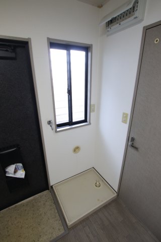 その他設備　室内洗濯機置場