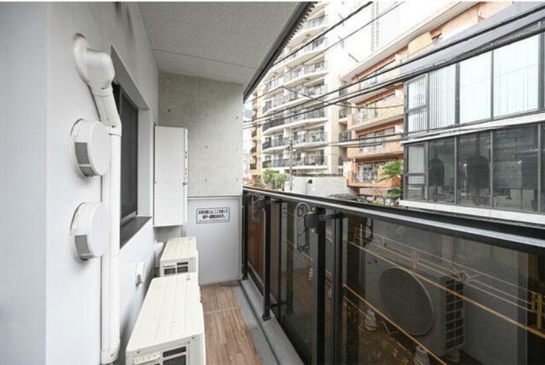 バルコニー　バルコニー