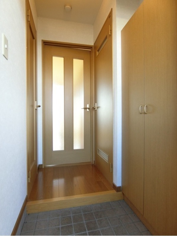 玄関　図面と現状に相違がある場合には現状を優先