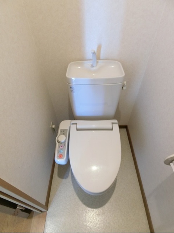 トイレ　図面と現状に相違がある場合には現状を優先