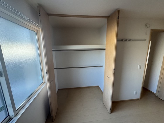 収納　※別部屋の写真です