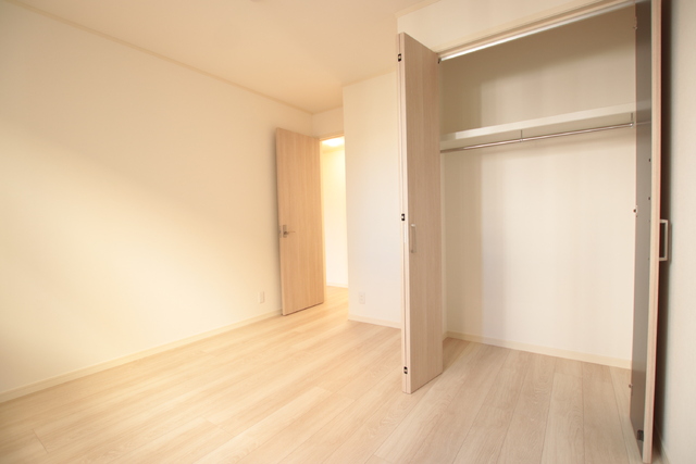 収納　北側洋室５．８帖収納部分