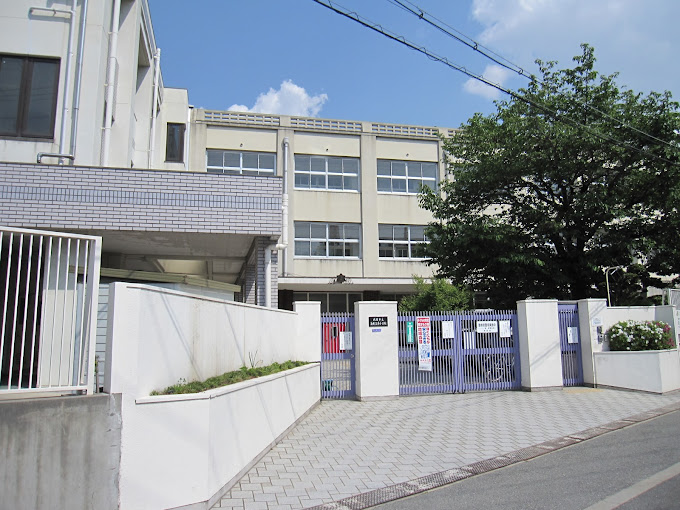 小学校　大阪市立海老江東小学校（小学校）まで246m