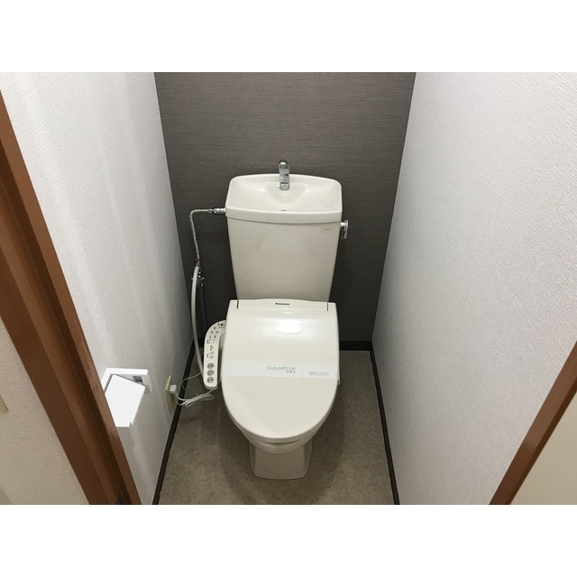 トイレ　温水暖房便座