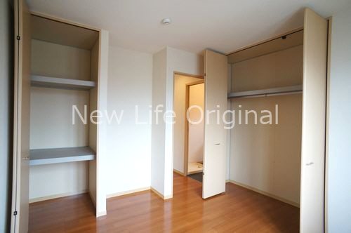 収納　天井の高さを活かしたクローゼットでお部屋もすっきり使えます☆