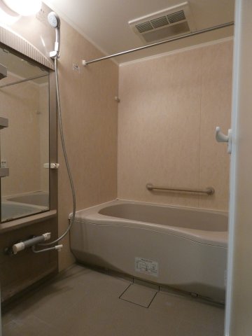 バス・シャワールーム　バス