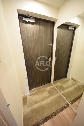 玄関　RISING Maison 本町橋　玄関