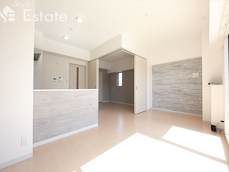 居室・リビング　内装