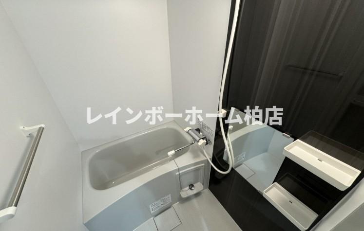 バス・シャワールーム　日々の疲れを癒すお風呂付です