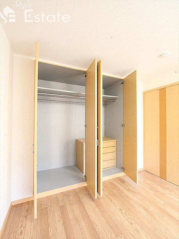 収納　クローゼット