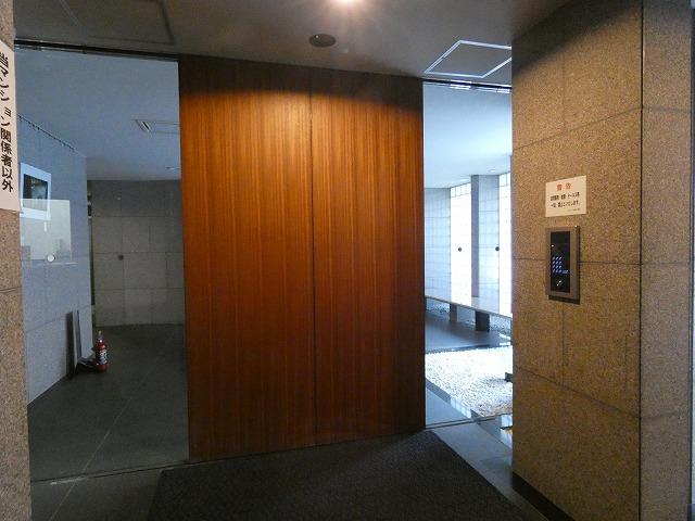 エントランス　エントランス