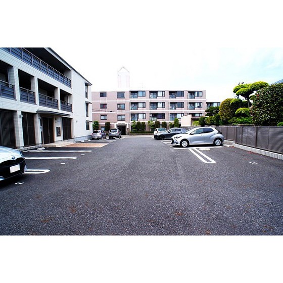 駐車場　２台目ご相談可