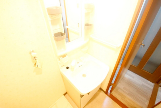 洗面設備　※別部屋の写真です