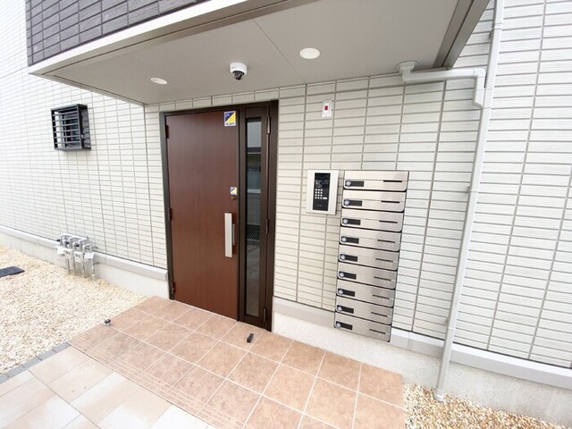 エントランス　エントランス