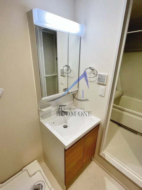 洗面設備　洗面台です。