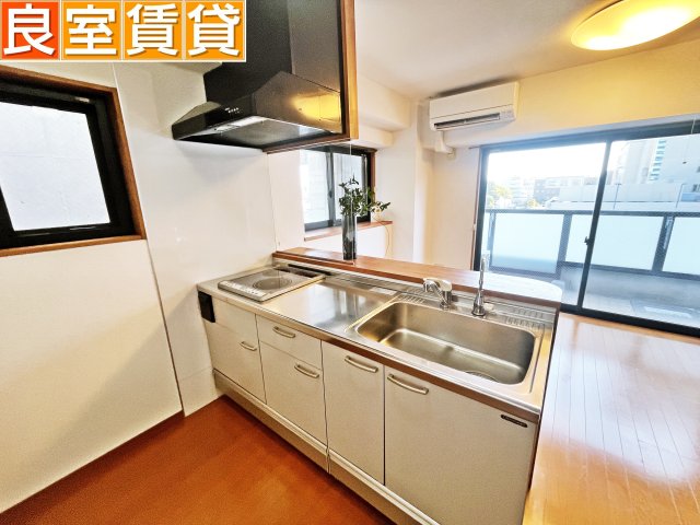 キッチン　IH2口コンロ