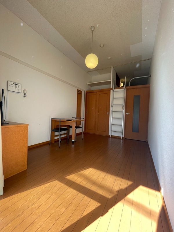 居室・リビング　リビング