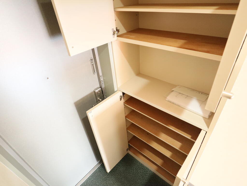 庭　シューズボックス