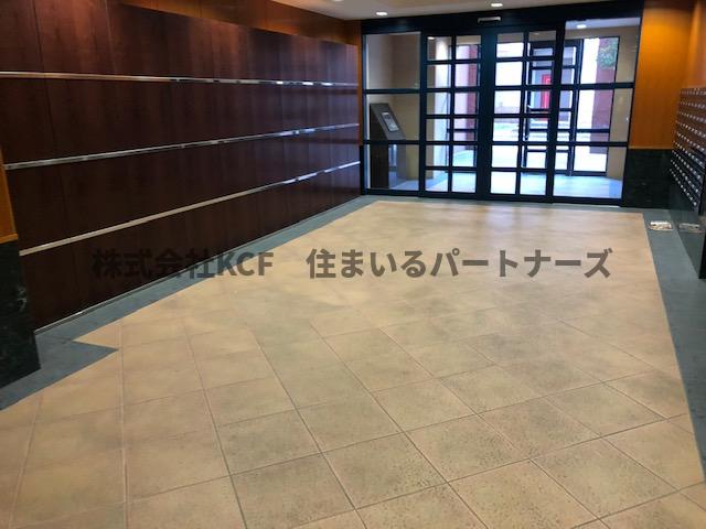 エントランス　建物の内部です