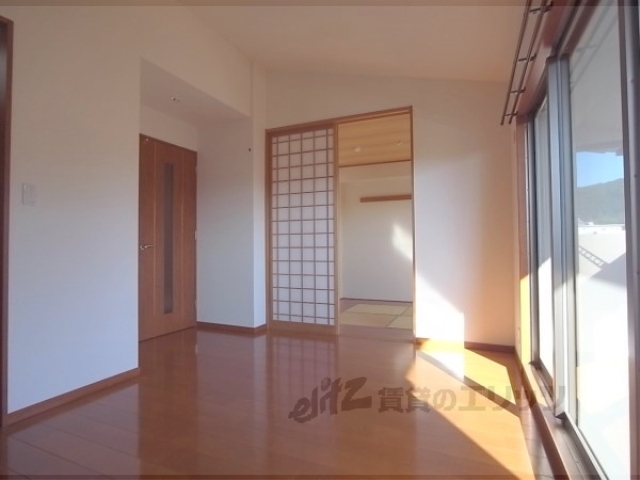 居室・リビング　リビング