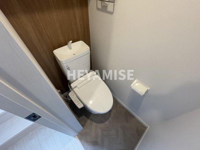 トイレ　※室内画像は類似物件のもの