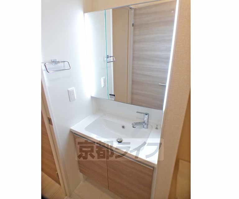 洗面設備　洗面台です。