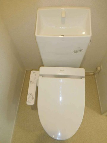 トイレ　ゆったりとした空間のトイレです