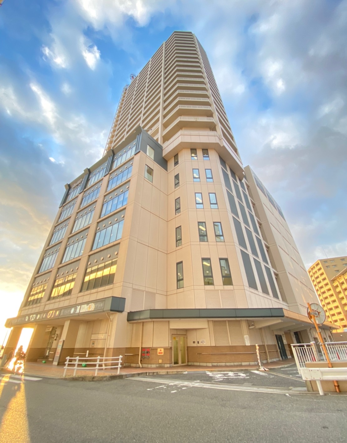 ショッピングセンター　Tio舞子（ショッピングセンター）まで1246m