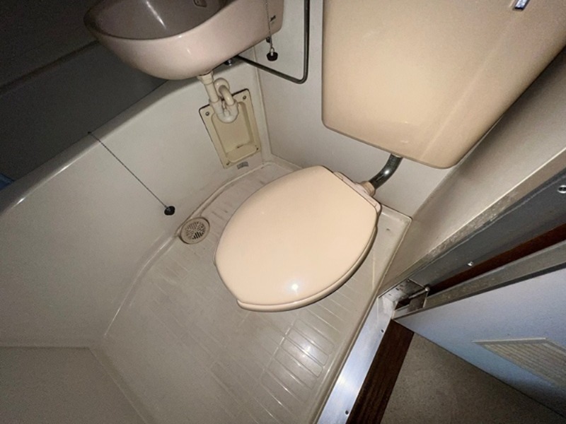 トイレ　トイレ