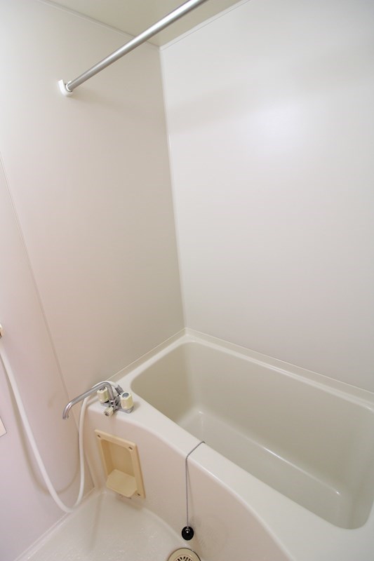 バス・シャワールーム　浴室乾燥機付きでお洗濯物に便利