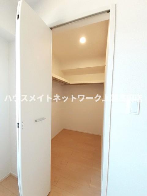 収納　ウォークインクローゼット