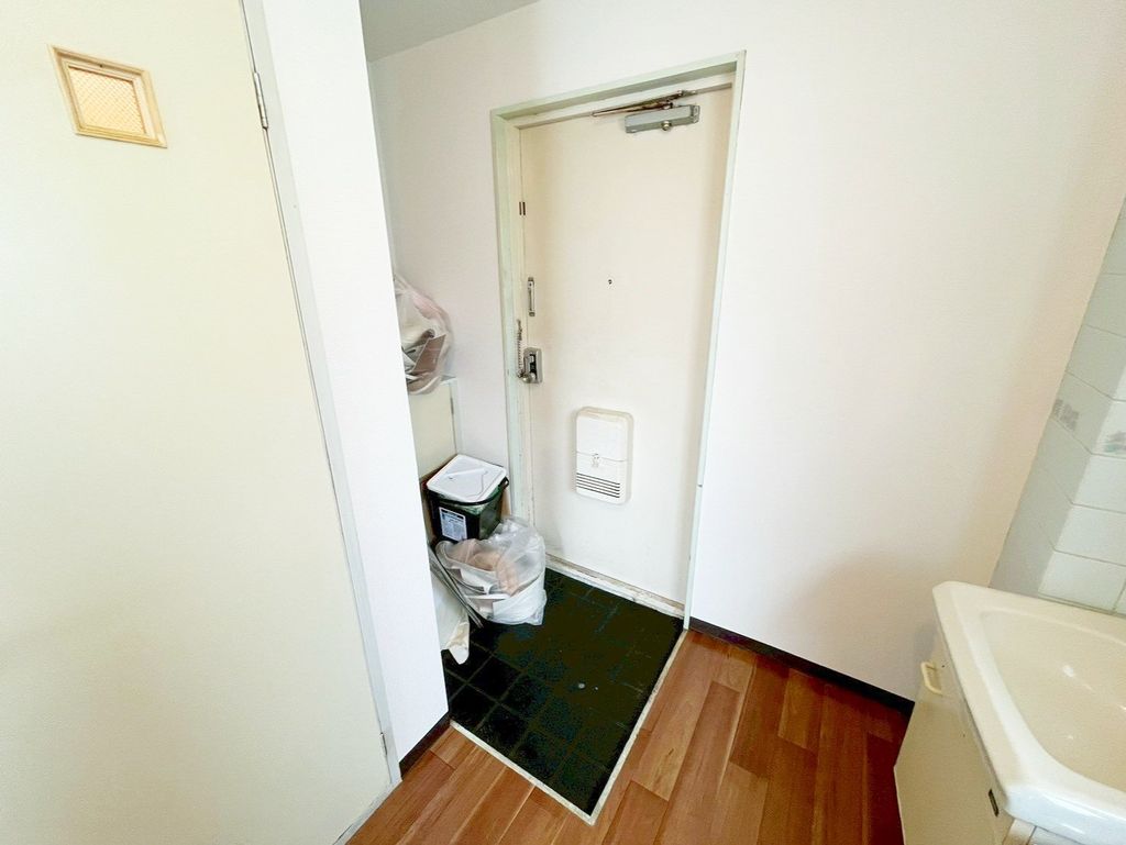玄関　洗面
