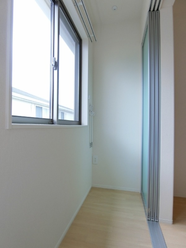 バルコニー　図面と現状に相違がある場合には現状を優先